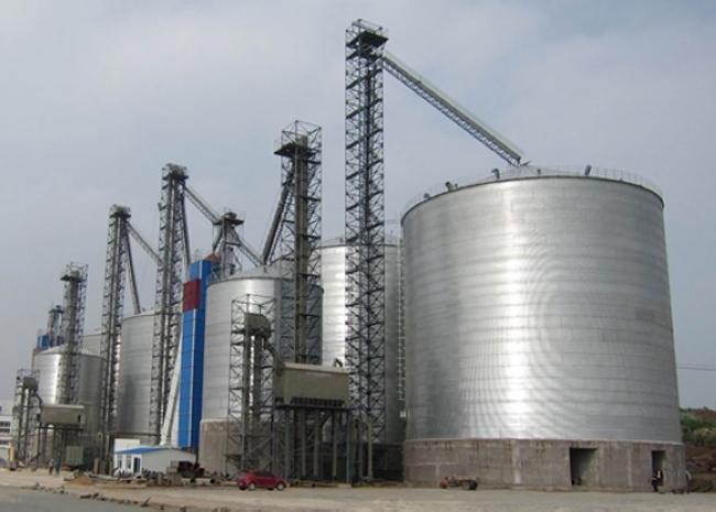 呼伦贝尔大型钢板库构造参数及水泥储存质量